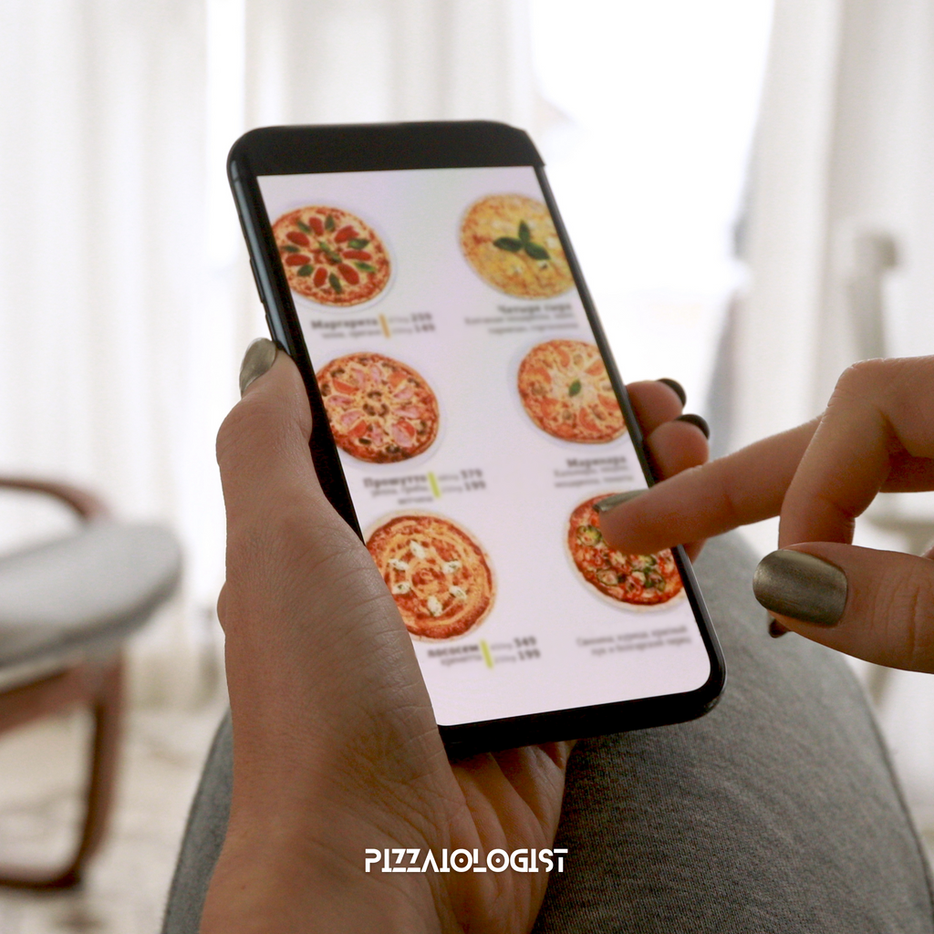 Leveraging Social Media for Enhanced SEO and Expanding Customer Reach in the Pizza Industry